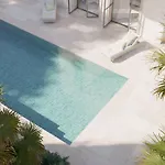 Hotel Lantana &